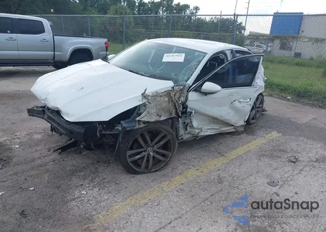 2016 Volkswagen Passat 1.8T R-Line из США, поврежденный, VIN 1VWAT7A35GC062688